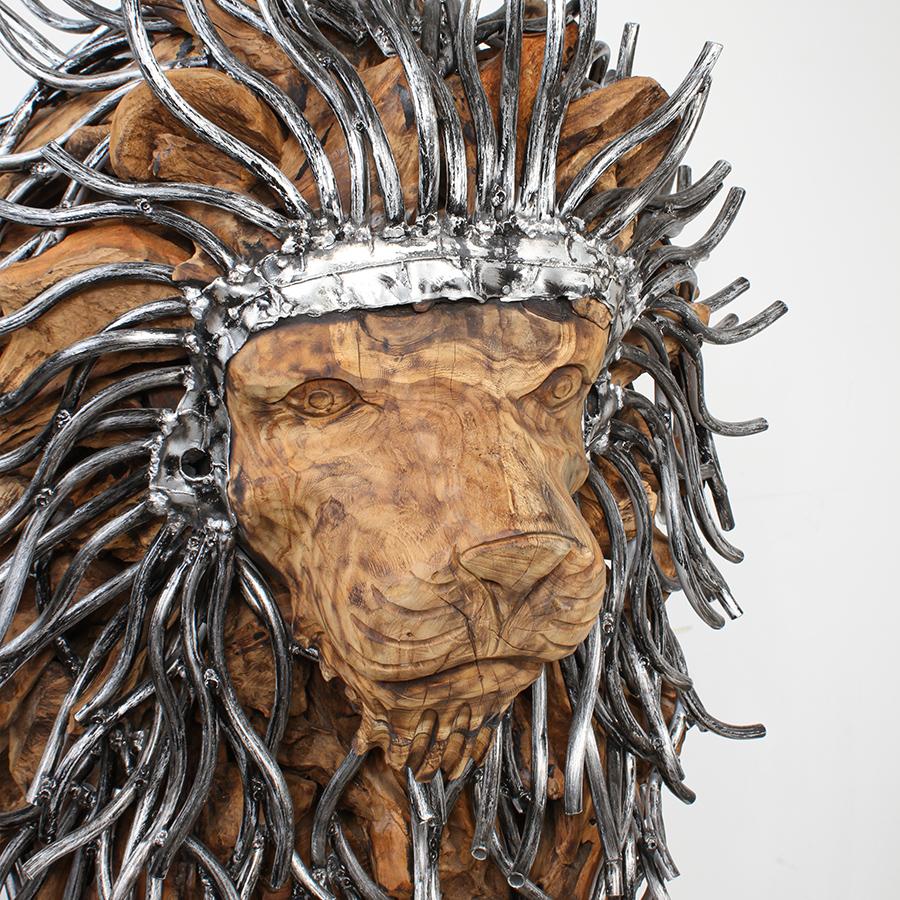 Скульптура LION